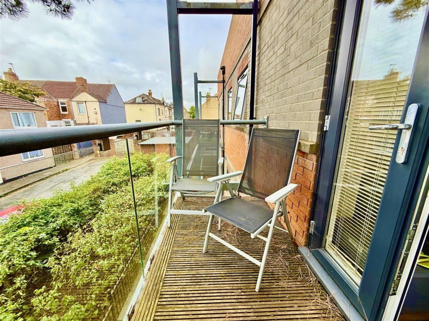 Images for Victoria Road, Swindon