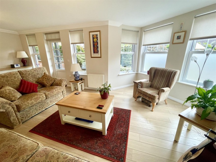 Images for Westlecot Road, Swindon