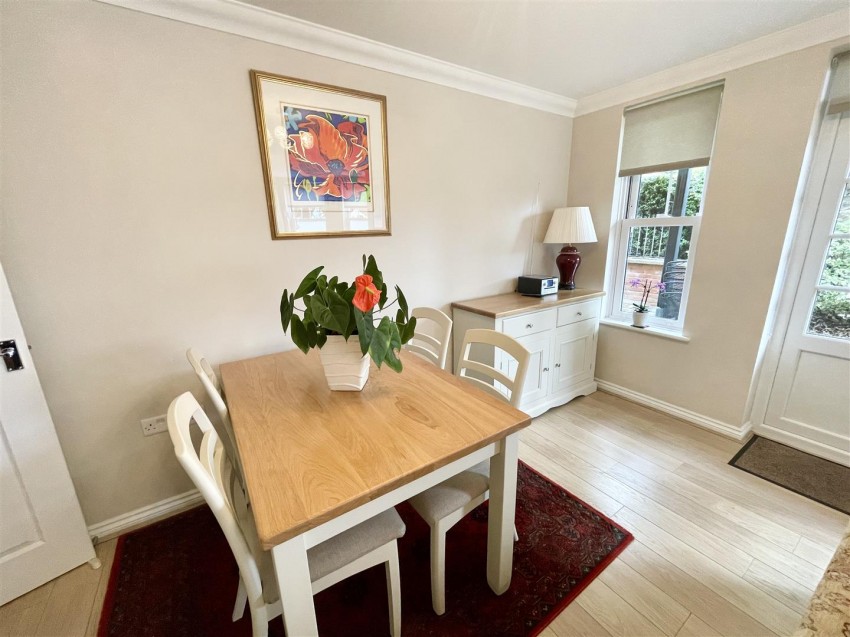 Images for Westlecot Road, Swindon