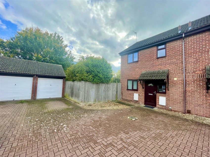 Images for Wagtail Close, Swindon