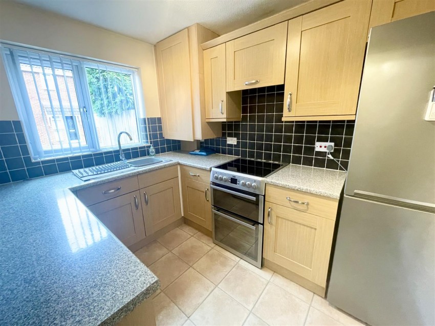 Images for Wagtail Close, Swindon