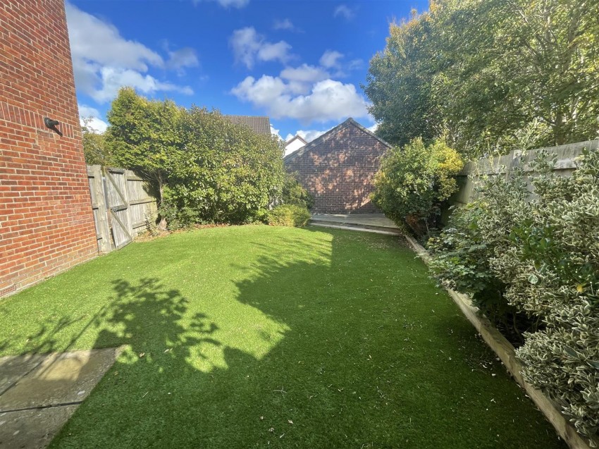 Images for Wagtail Close, Swindon