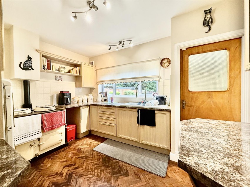 Images for The Quarries, Swindon