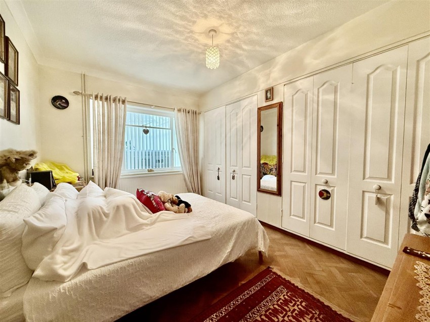 Images for The Quarries, Swindon