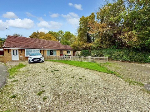 View Full Details for Paulet Close, Grange Park, Swindon