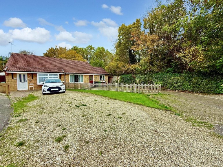 Paulet Close, Grange Park, Swindon