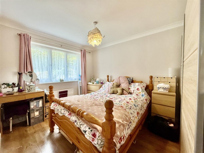 Images for Paulet Close, Grange Park, Swindon