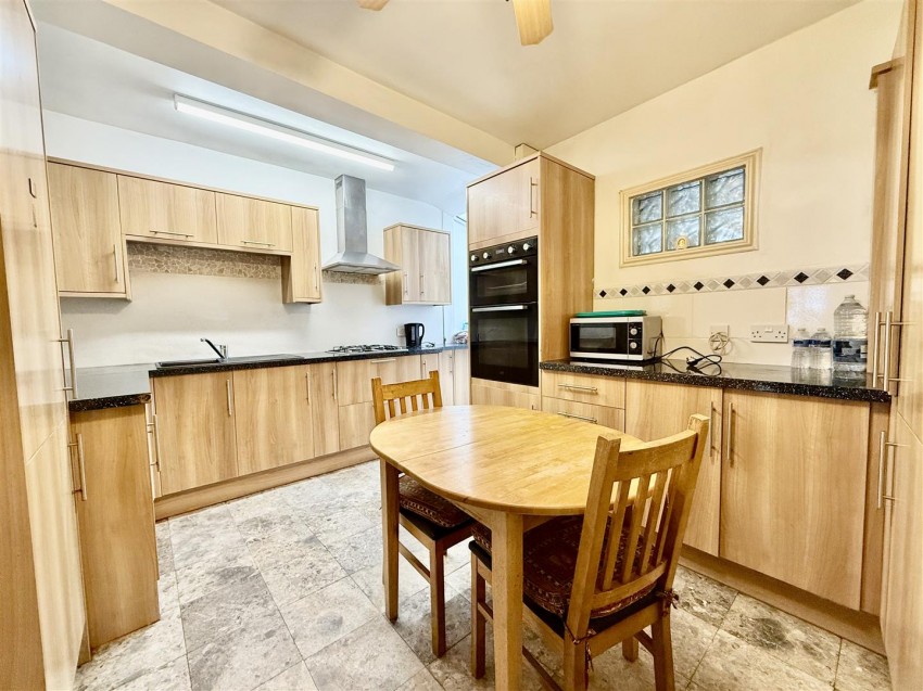 Images for Maxwell Street, Swindon