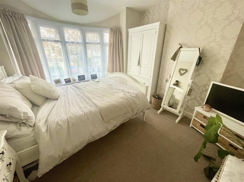 Images for Cornwall Avenue, Swindon