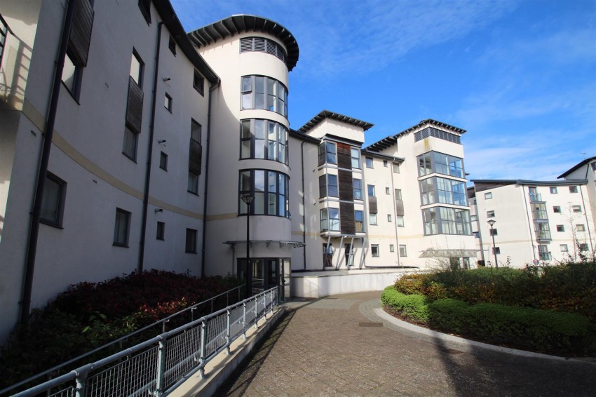 Images for Mistletoe Court