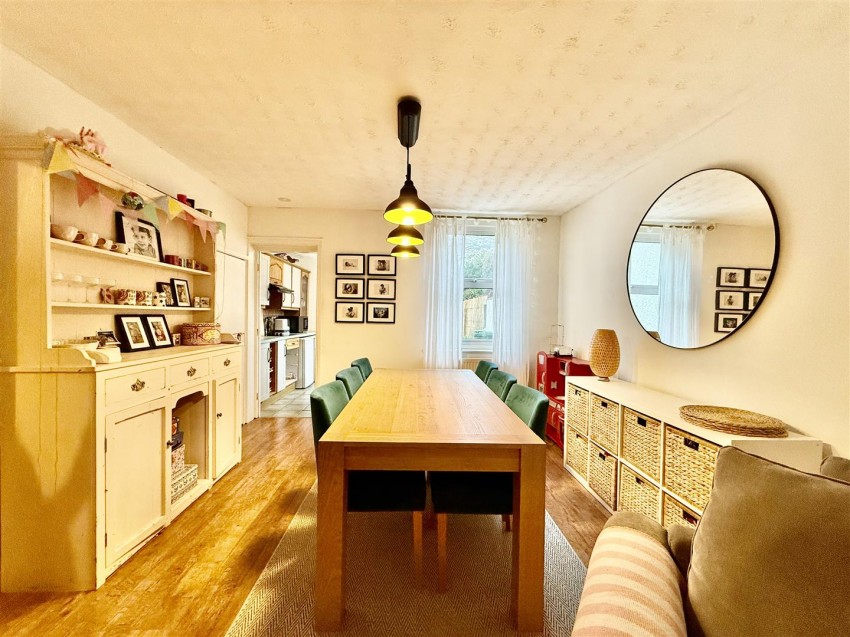 Images for Quarry Road, Swindon