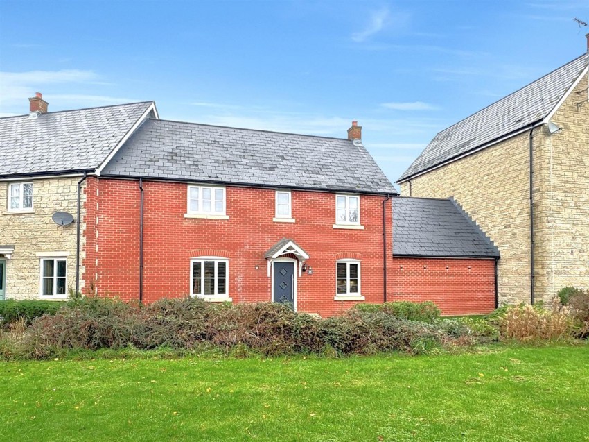 Images for White Eagle Road, Swindon