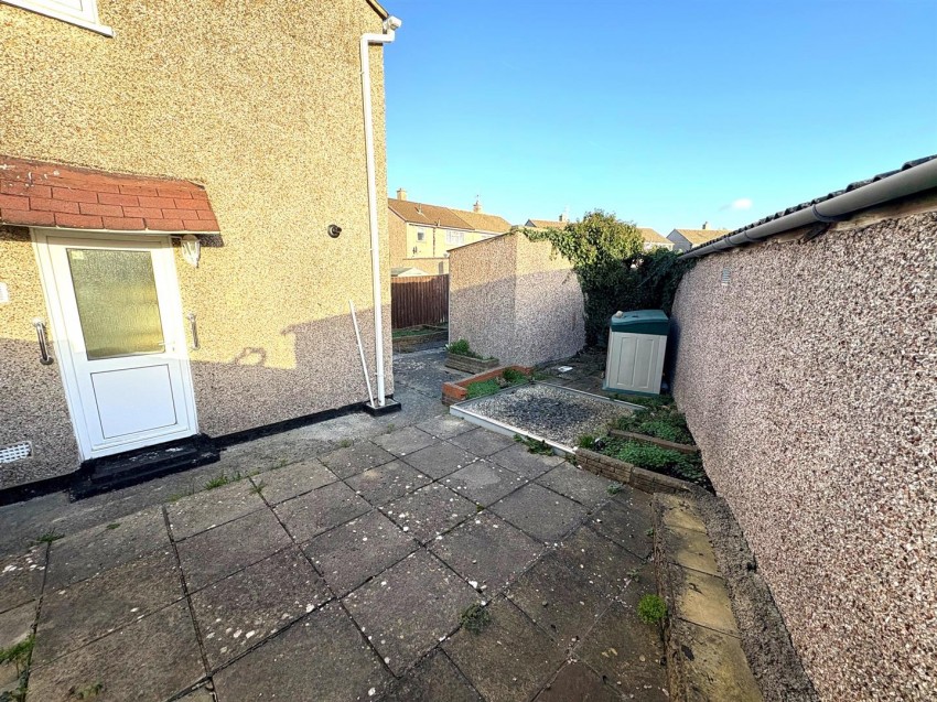 Images for Carstairs Avenue, Swindon