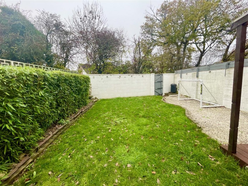 Images for Kennedy Drive, Swindon