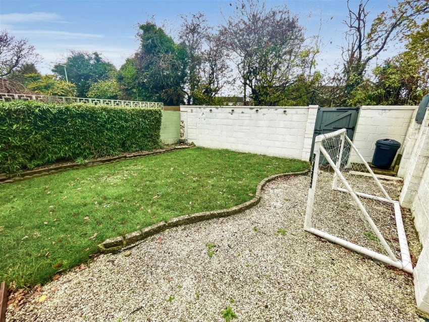 Images for Kennedy Drive, Swindon