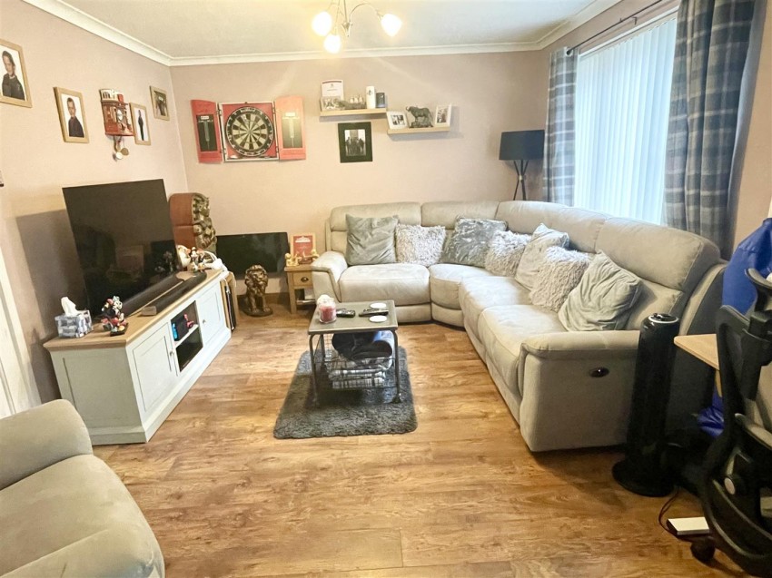 Images for Kennedy Drive, Swindon