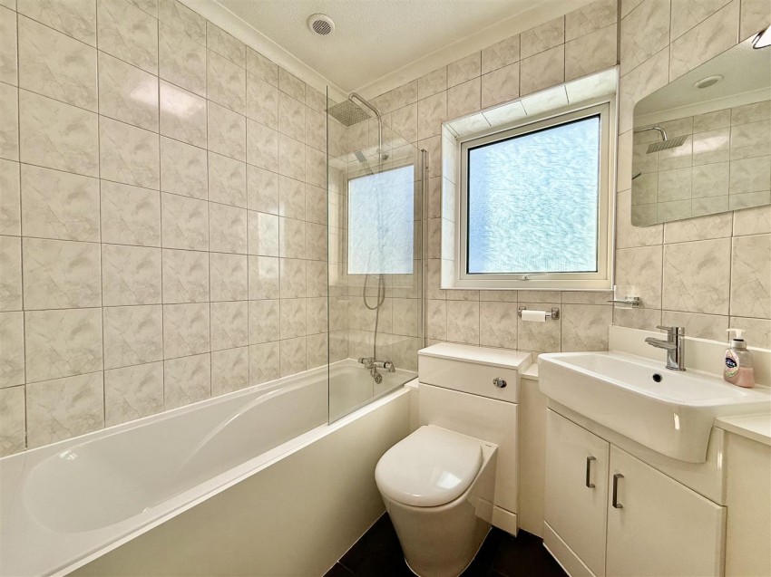 Images for Edgehill, Freshbrook, Swindon