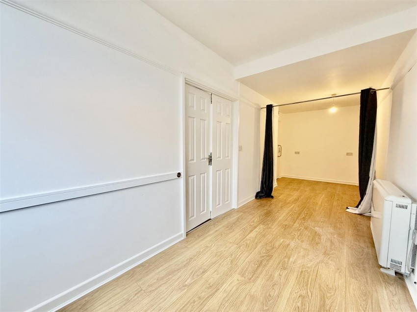 Images for Groundwell Road, Swindon