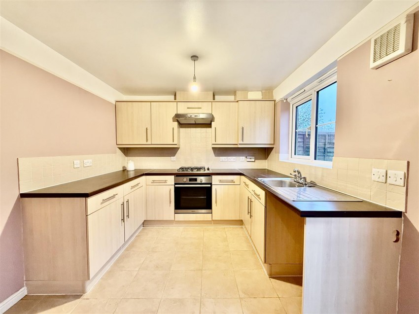 Images for Thursday Street, Swindon