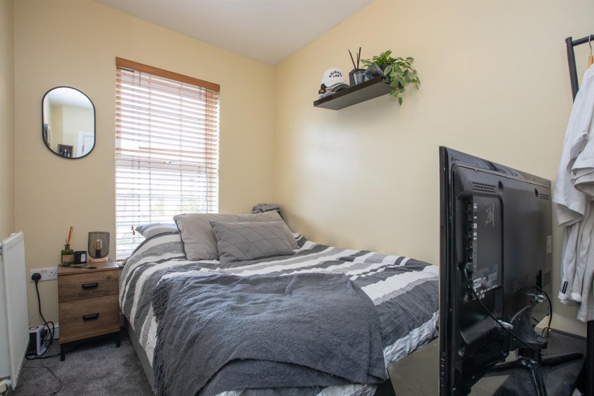 Images for Doulton Close, Swindon