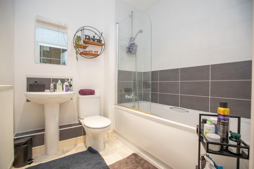 Images for Doulton Close, Swindon