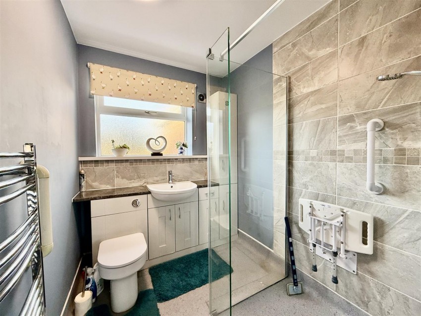 Images for Riverdale Close, Swindon