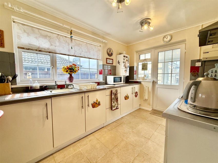 Images for Kellsboro Avenue, Wroughton, Swindon