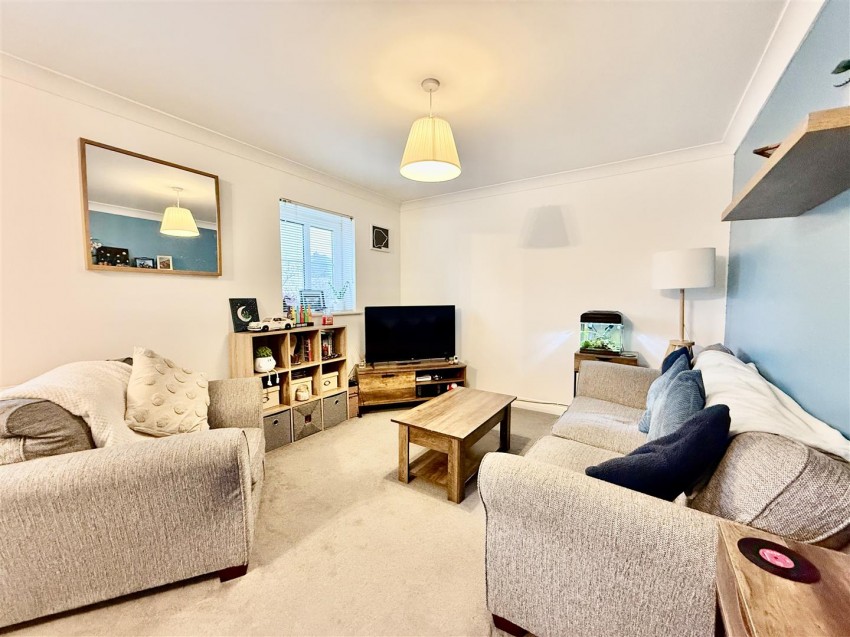 Images for Fitwell Road, Swindon