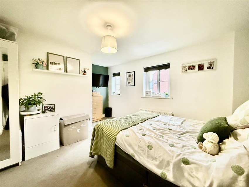 Images for Fitwell Road, Swindon