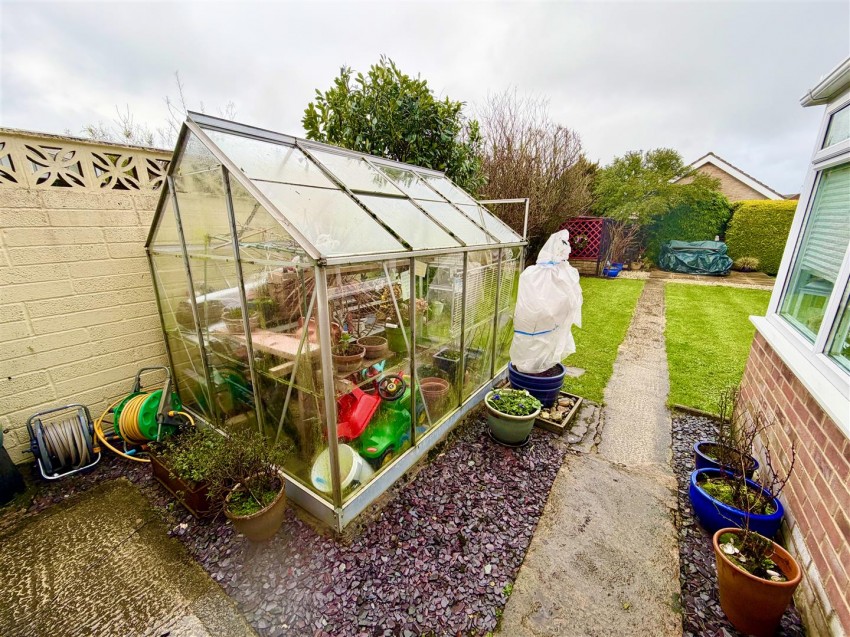 Images for New Road, Chiseldon, Swindon