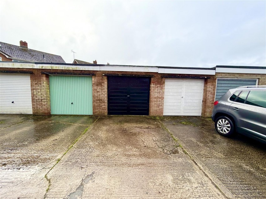 Images for New Road, Chiseldon, Swindon