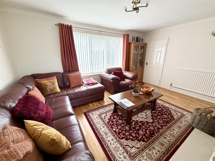 Images for New Road, Chiseldon, Swindon