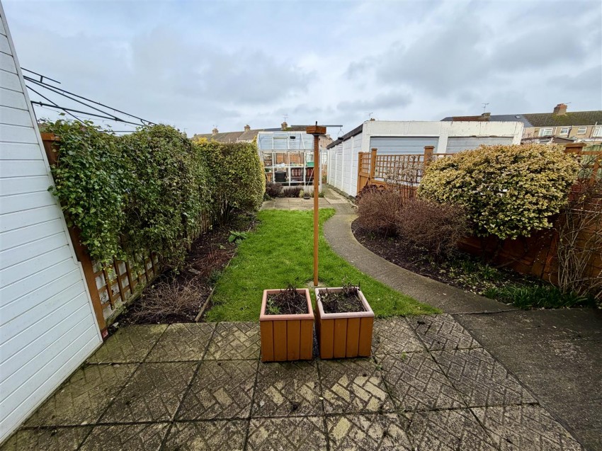 Images for Scarborough Road, Swindon