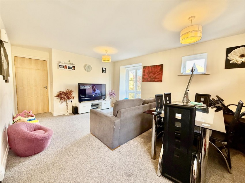 Images for Dydale Road, Swindon