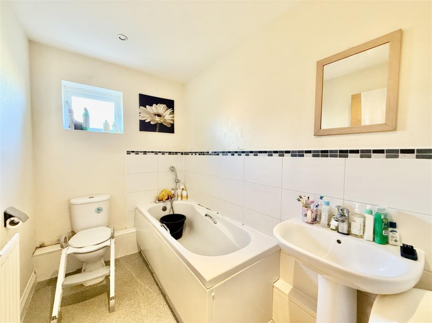 Images for Dydale Road, Swindon