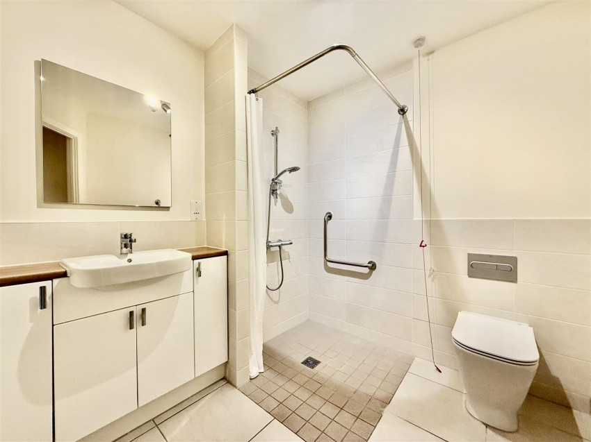 Images for Lowry Way, Swindon