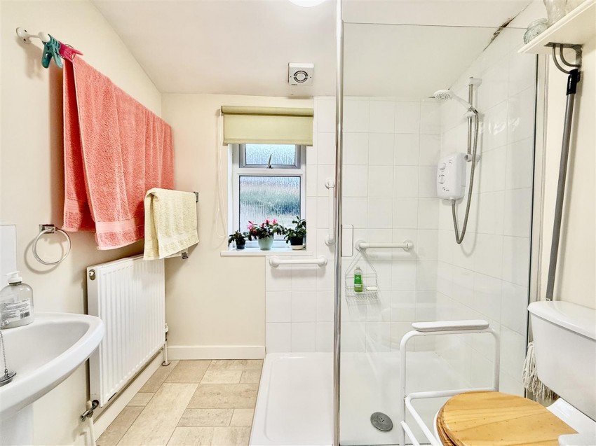 Images for Quarry Road, Swindon