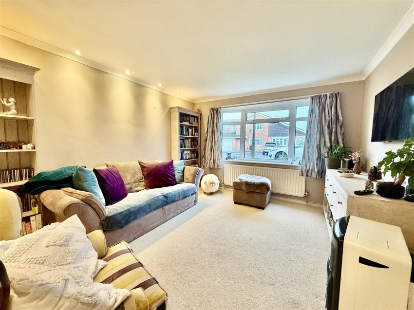 Images for Barrowby Gate, Stratton, Swindon