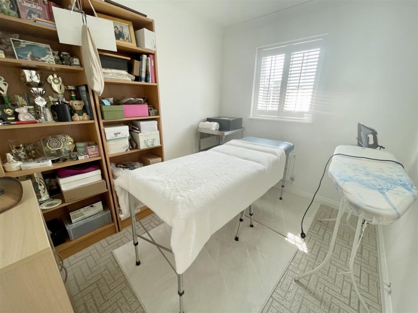 Images for Stanley Close, Wanborough, Swindon