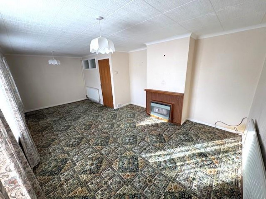 Images for Kingswood Avenue, Park North, Swindon