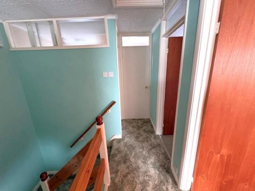 Images for Kingswood Avenue, Park North, Swindon