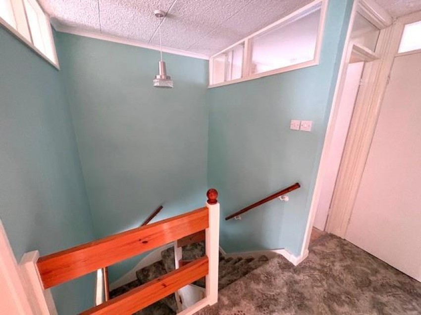 Images for Kingswood Avenue, Park North, Swindon