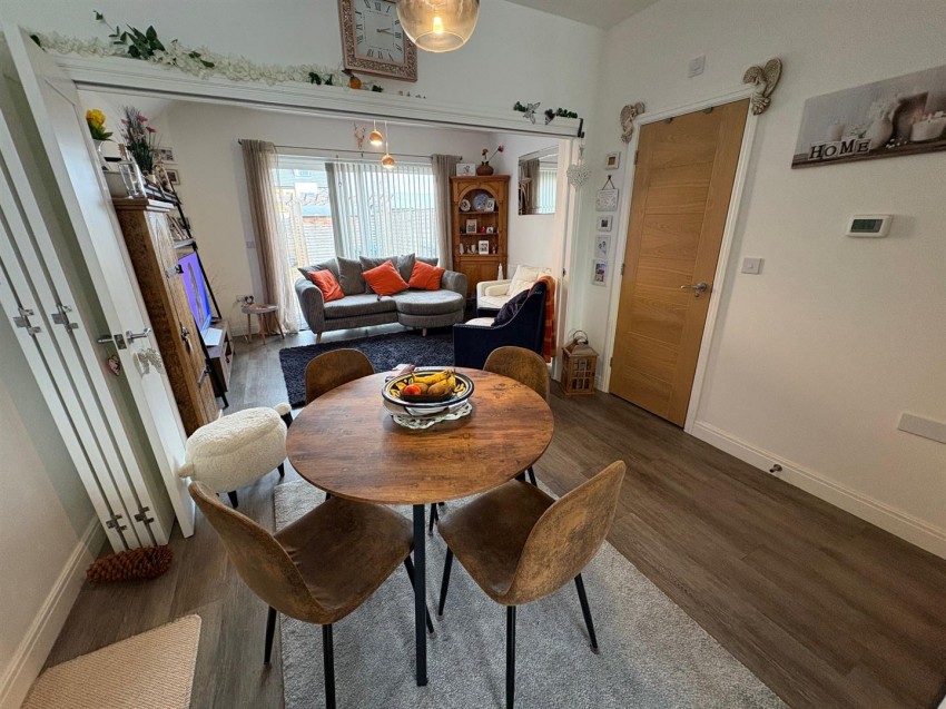 Images for New Dawn Place, Stratton, Swindon