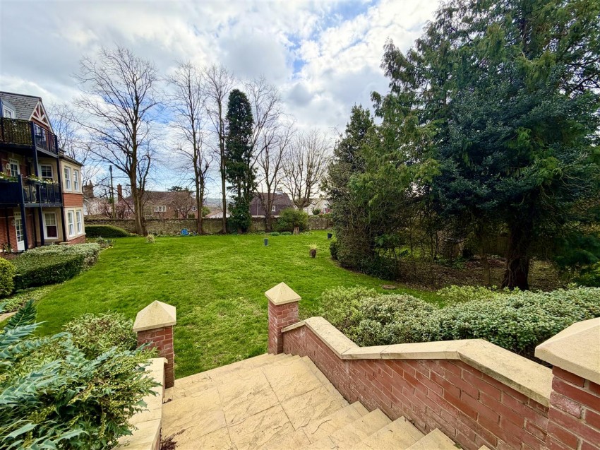 Images for Westlecot Road, Old Town, Swindon