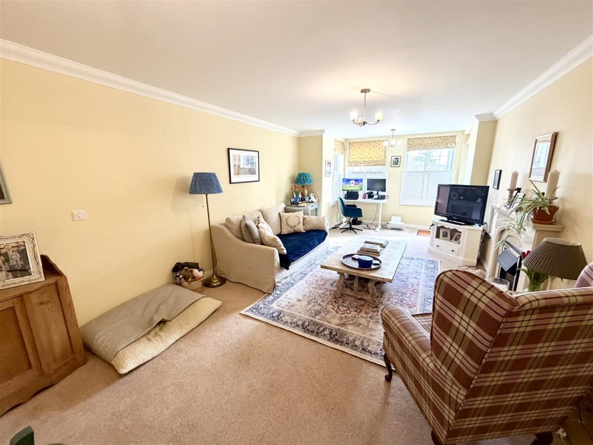 Images for Westlecot Road, Old Town, Swindon