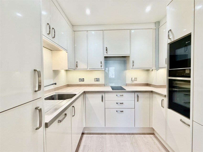 Images for Grovelands Avenue, Swindon