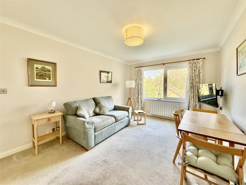 Images for Grovelands Avenue, Swindon