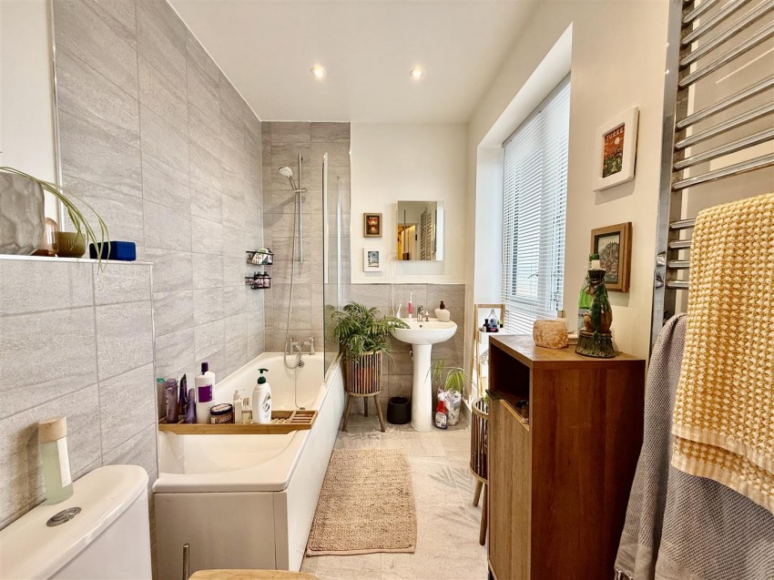 Images for Ginner Road, Swindon