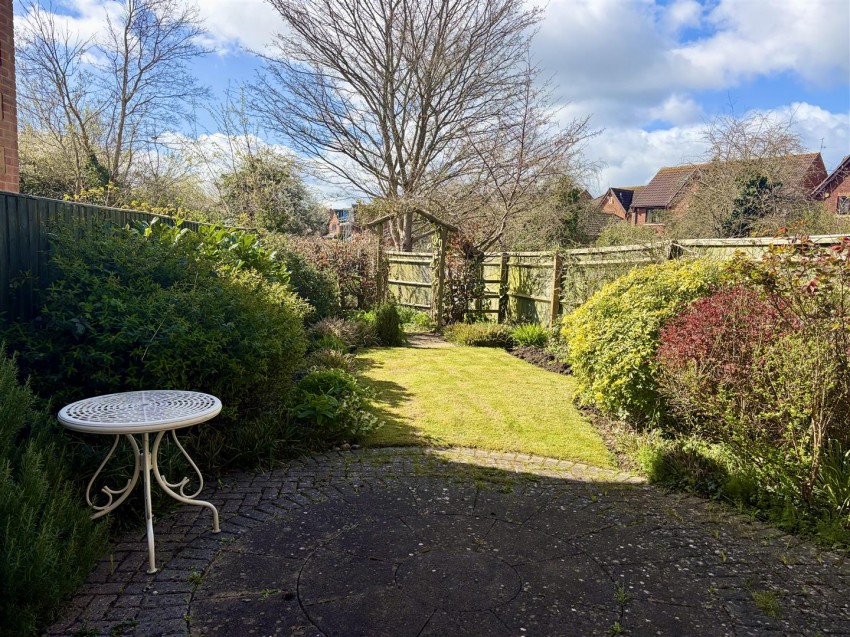 Images for Dartmoor Close, Swindon