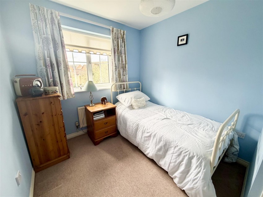 Images for Dartmoor Close, Swindon